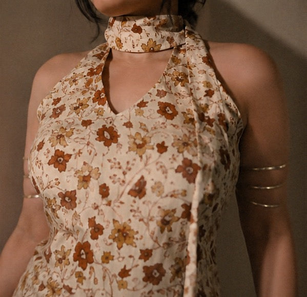 Beige Leaf Halter Neck Tie-Back Short Kurti with Scandinavian scarf