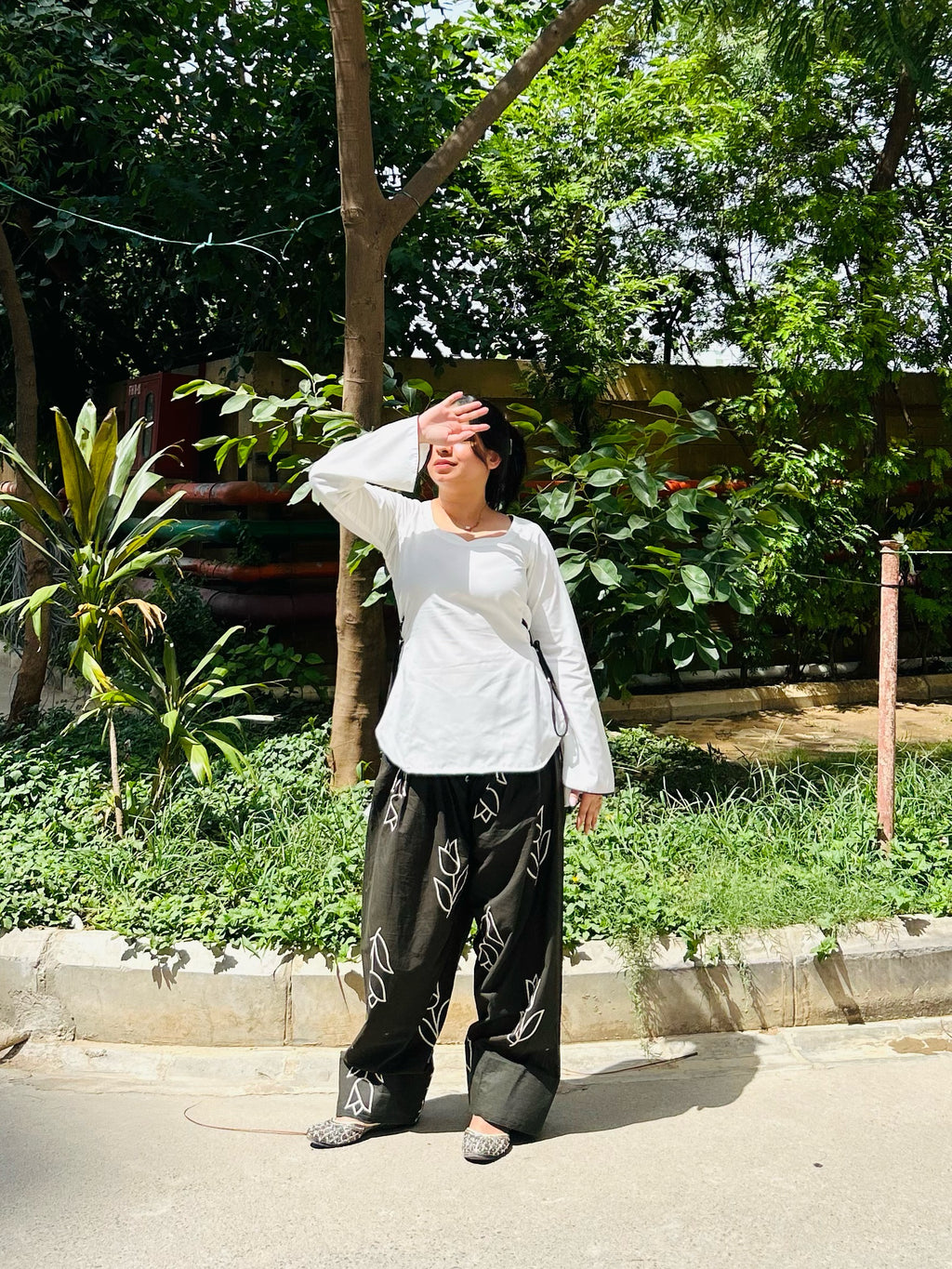 "Khwaab" Farshi Salwar Set